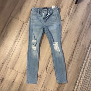 Hollister 4S - Stylish Light Blue Distressed Women Jeans